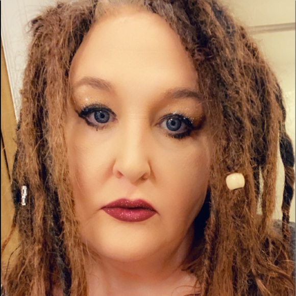 💋😘Meet Your Posher, Wendy✌️❤️ - Picture 9 of 15